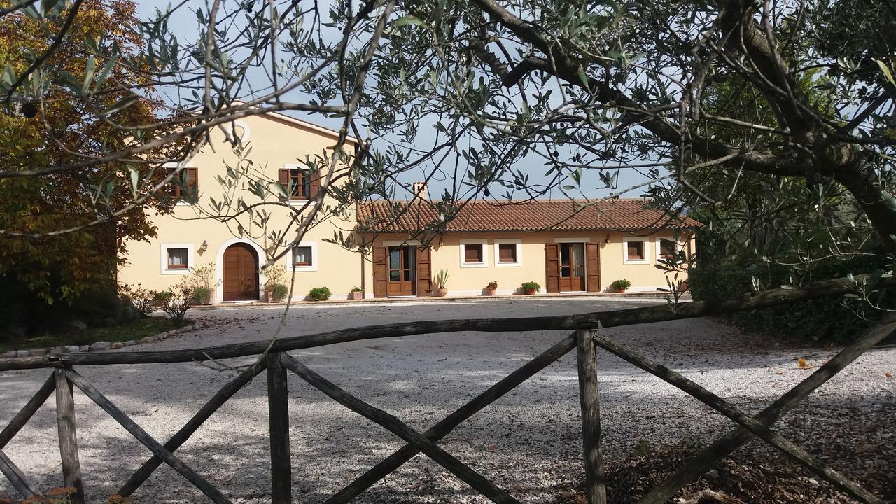 Tenuta Colverano Монтефалько Экстерьер фото